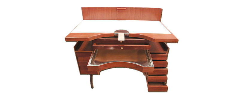 Sonder Schreibtisch mit Metallverstärkung für Juweliere | REF: 2000 | Ein Job