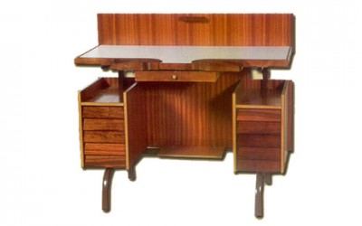 Special desk with metal reinforcement for watchmakers | REF: 2000 A | A job